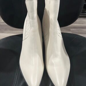 Marc Fisher Genuine Leather White Ankle Boots size 11